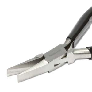 Flat Nosed Plier 115mm Black